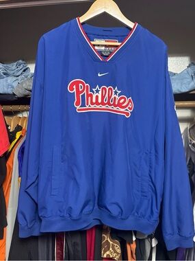 Vintage Y2K Phillies Crewneck Pullover  Size  XL Nike Center Swoosh
